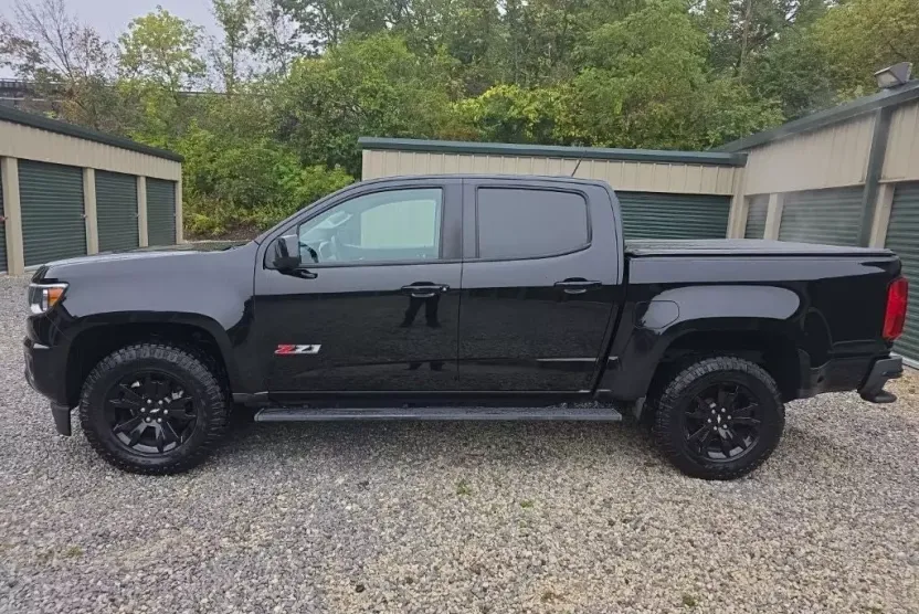 2019 Chevrolet Colorado Z71 photo 1