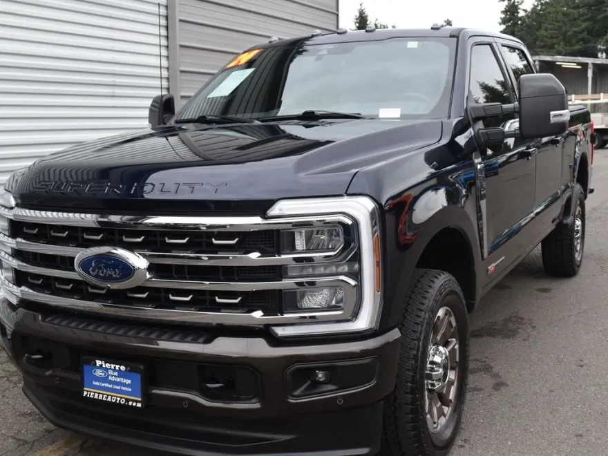 2024 Ford F-350 photo 1