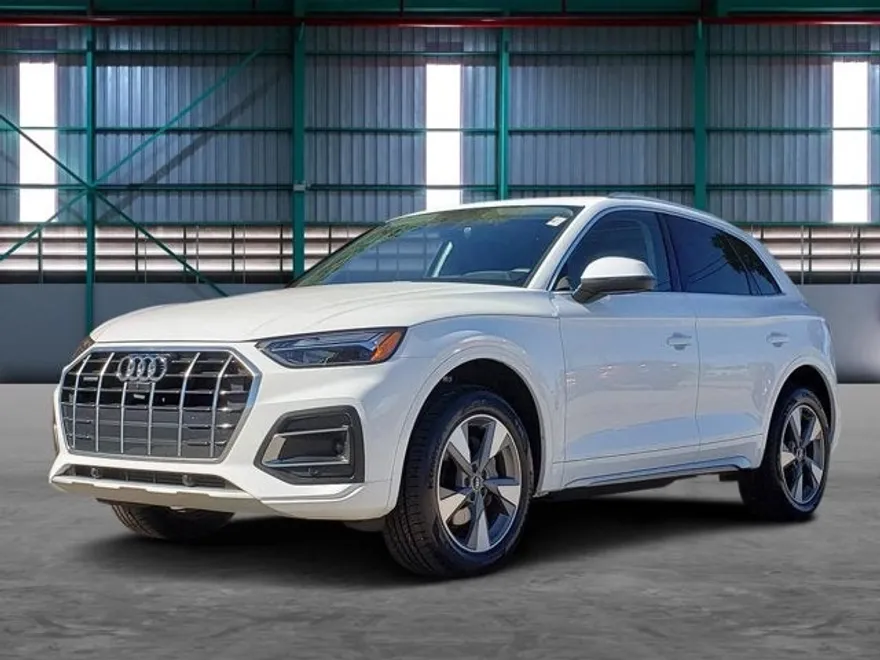 2023 Audi Q5 Premium Plus 40 TFSI photo 1