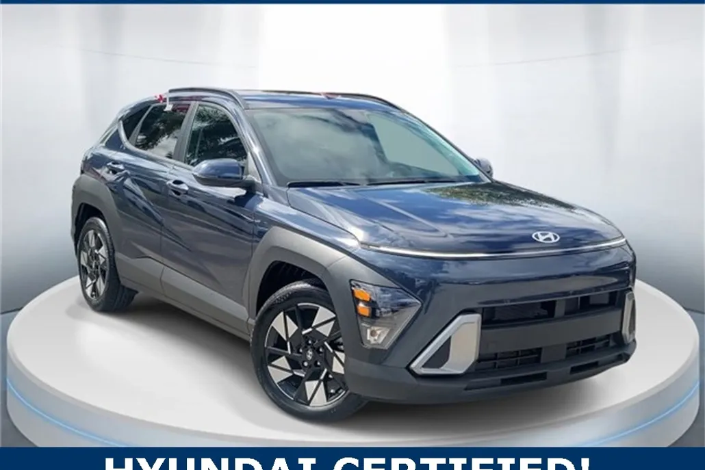 2025 Hyundai Kona SEL photo 1