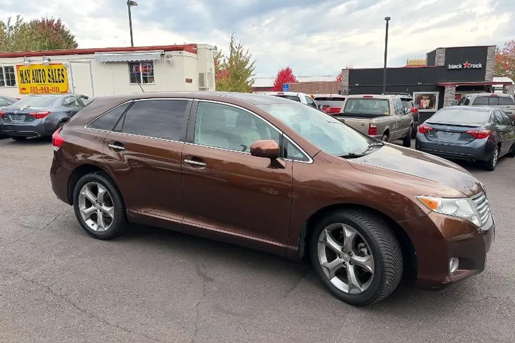 2011 Toyota Venza photo 1