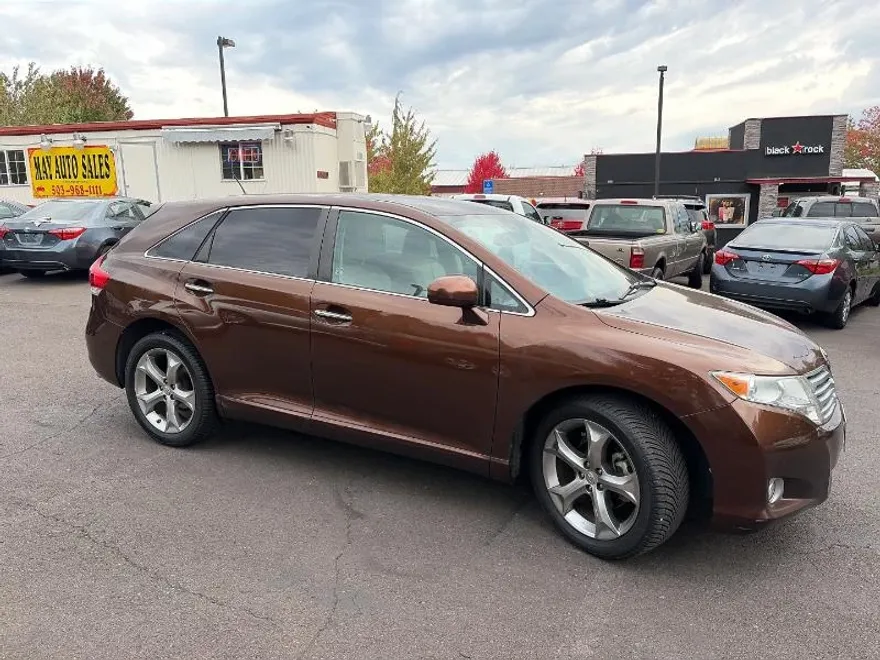 2011 Toyota Venza photo 1