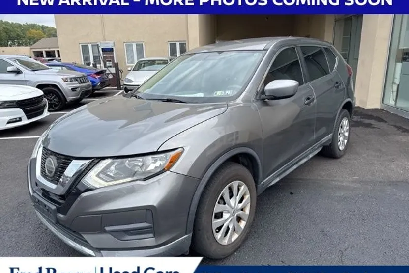 2018 Nissan Rogue S photo 1