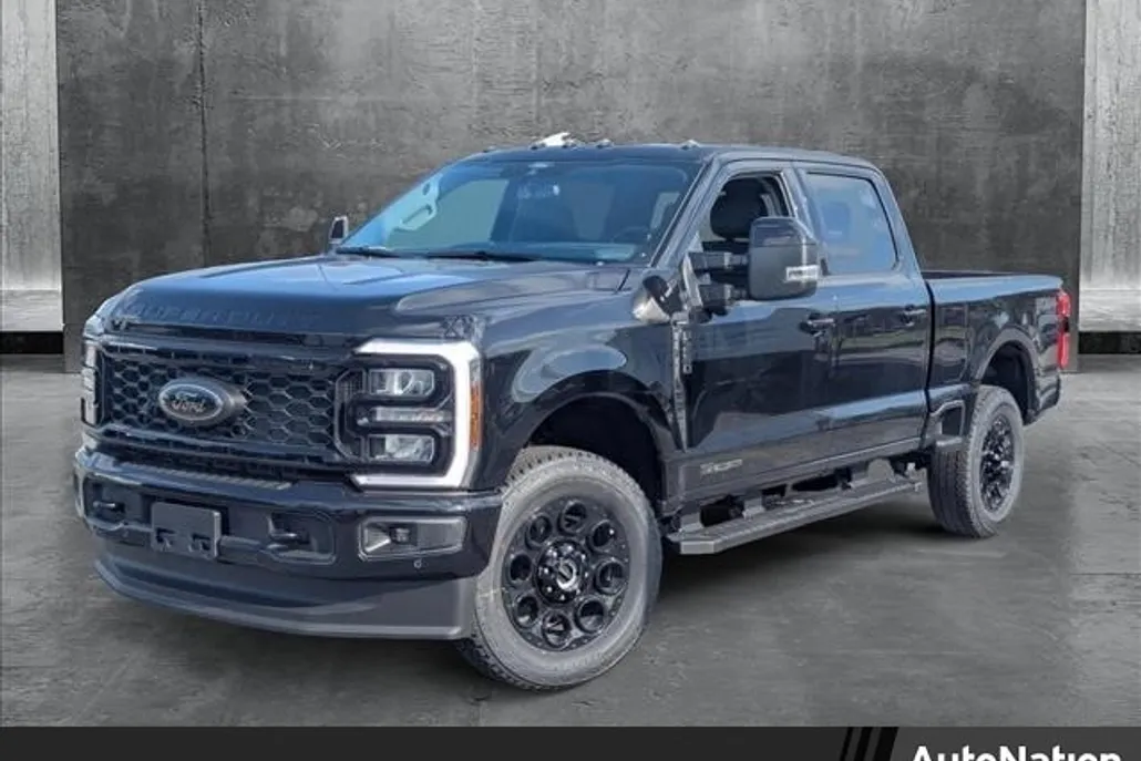 2025 Ford F-250 Lariat photo 1