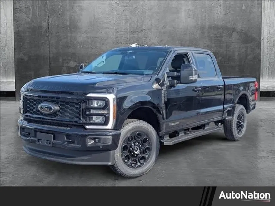 2025 Ford F-250 Lariat photo 1