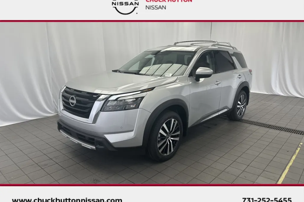 2025 Nissan Pathfinder Platinum photo 1