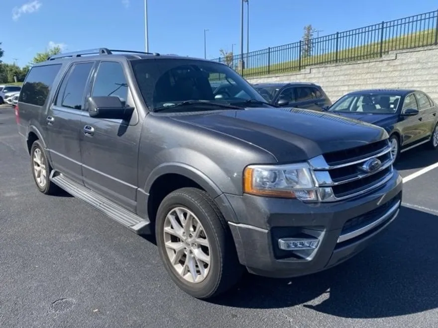 2017 Ford Expedition EL Limited photo 1