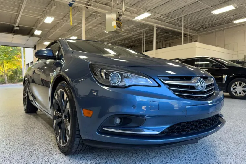 2016 Buick Cascada Premium photo 1