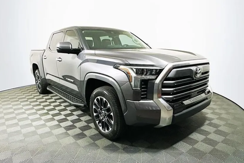 2022 Toyota Tundra Limited photo 1