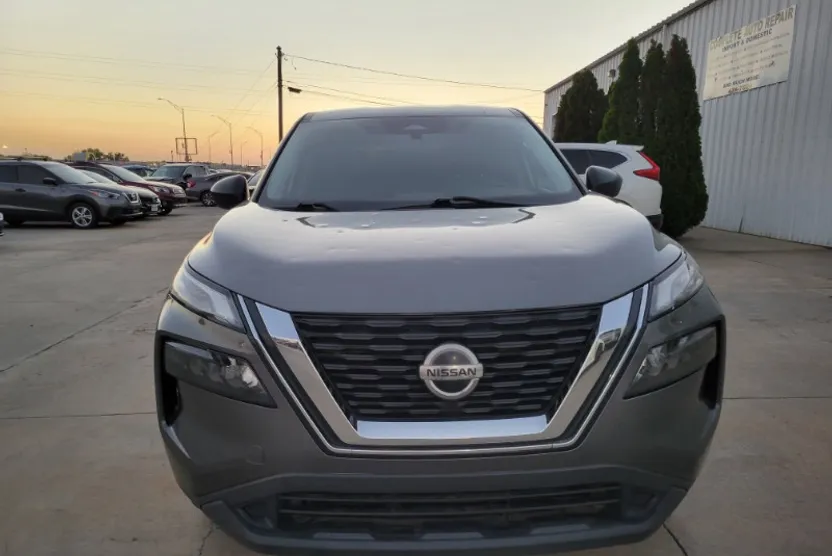2021 Nissan Rogue S photo 1