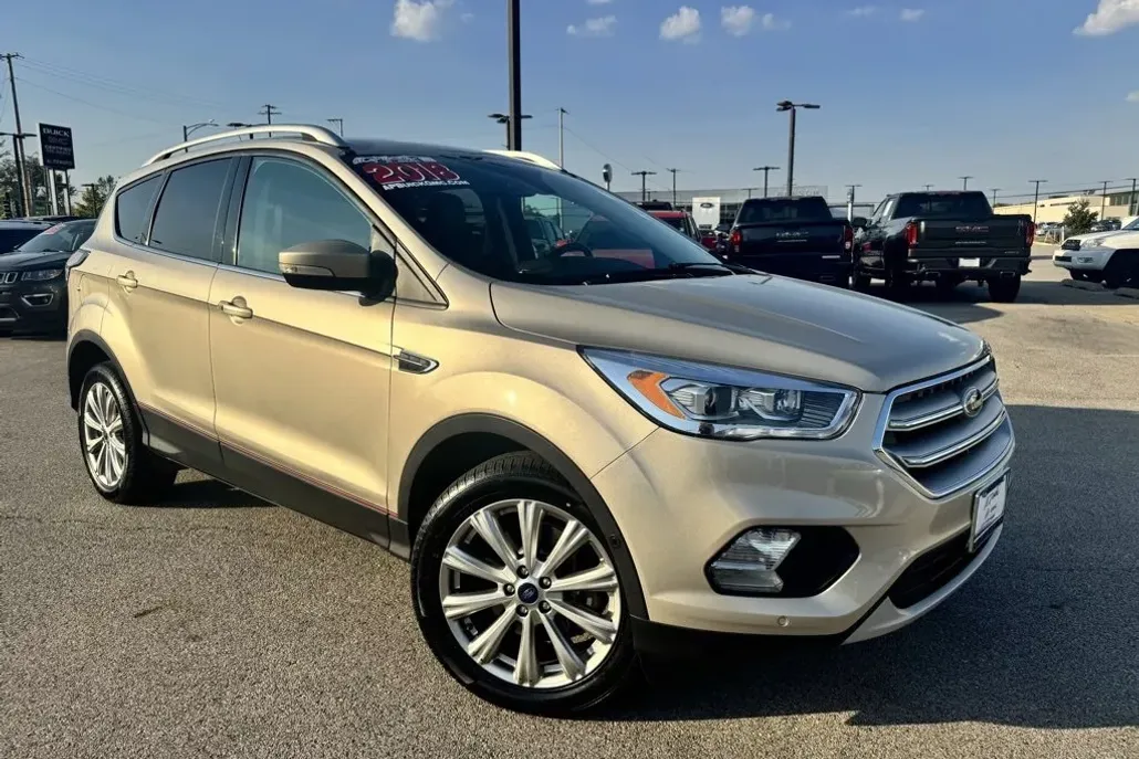 2018 Ford Escape Titanium photo 1