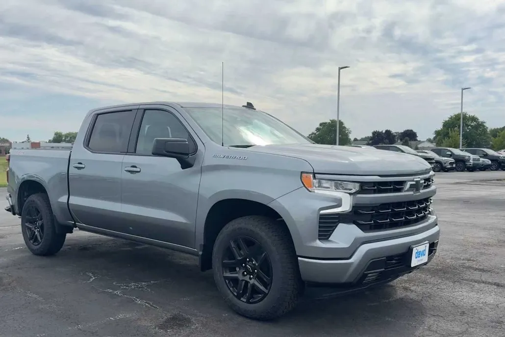 2026 Chevrolet Silverado 1500 RST photo 1