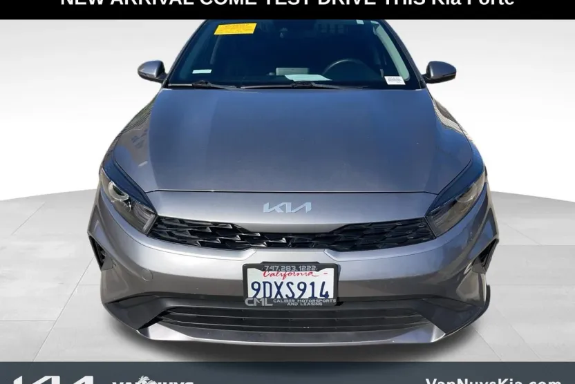 2023 Kia Forte LXS photo 1