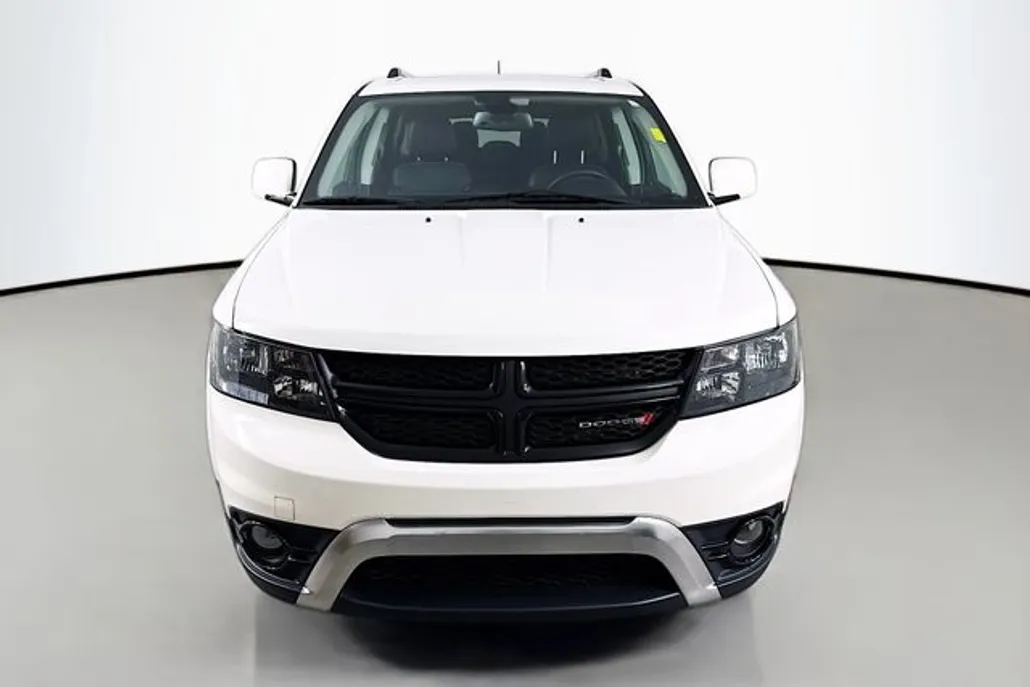 2020 Dodge Journey Crossroad photo 1