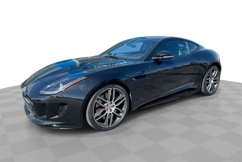 2016 Jaguar F-TYPE R photo 1