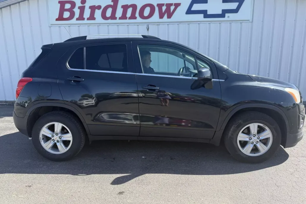 2016 Chevrolet Trax LT photo 1