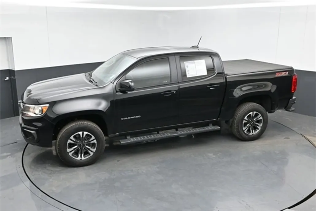 2022 Chevrolet Colorado Z71 photo 1