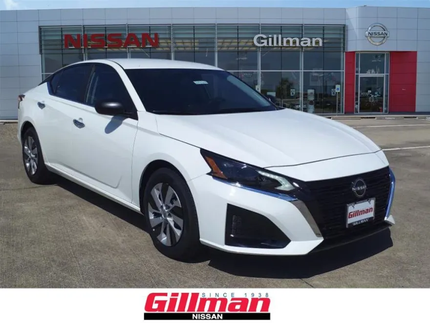 2025 Nissan Altima S photo 1