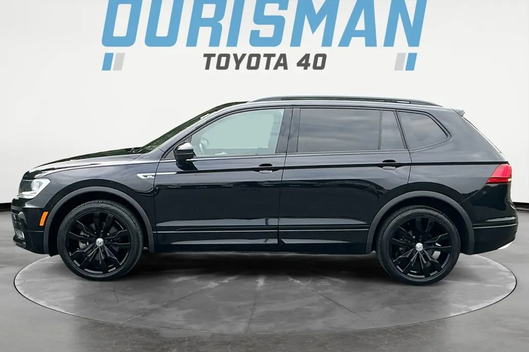 2021 Volkswagen Tiguan SE R-Line Black photo 1