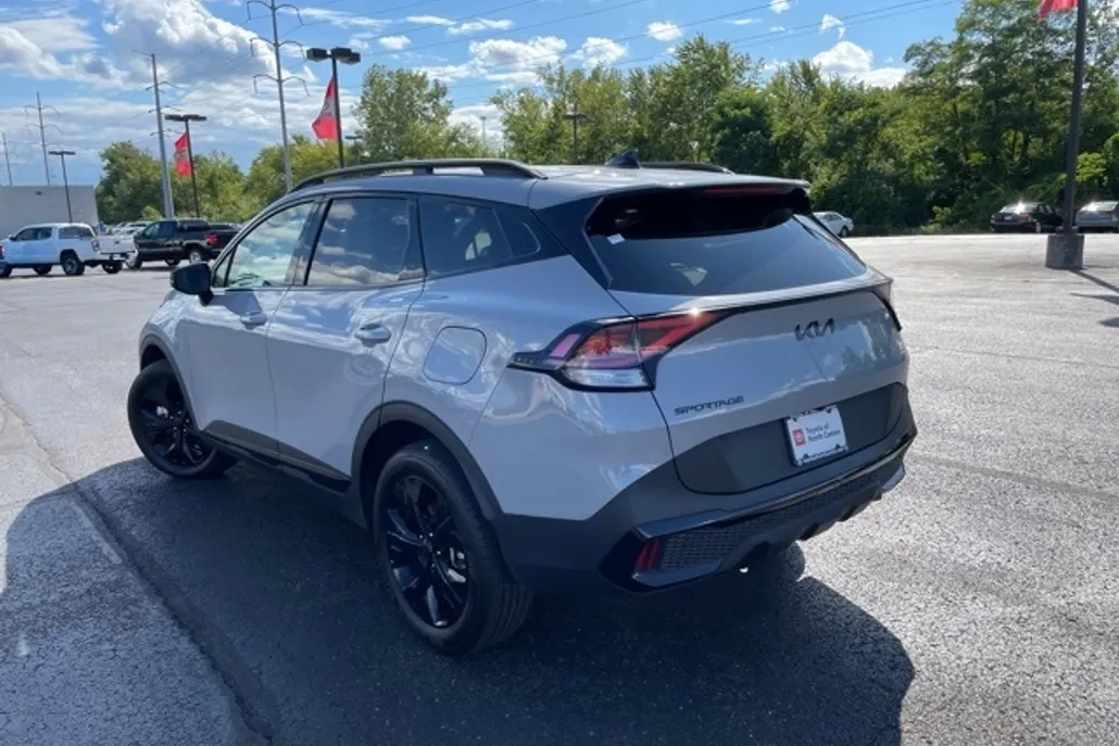 2025 Kia Sportage X-Line photo 1