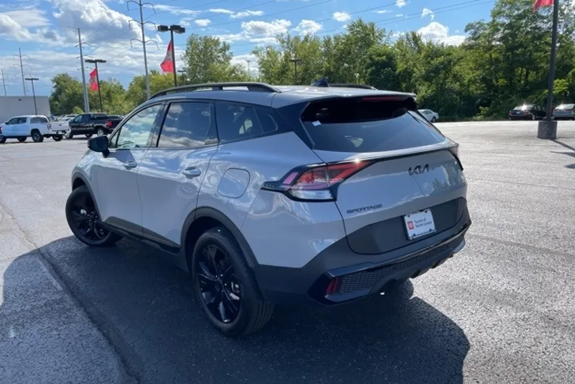 2025 Kia Sportage X-Line photo 1