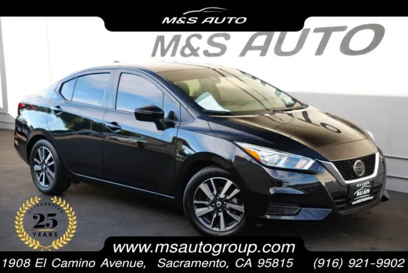 2021 Nissan Versa SV photo 1