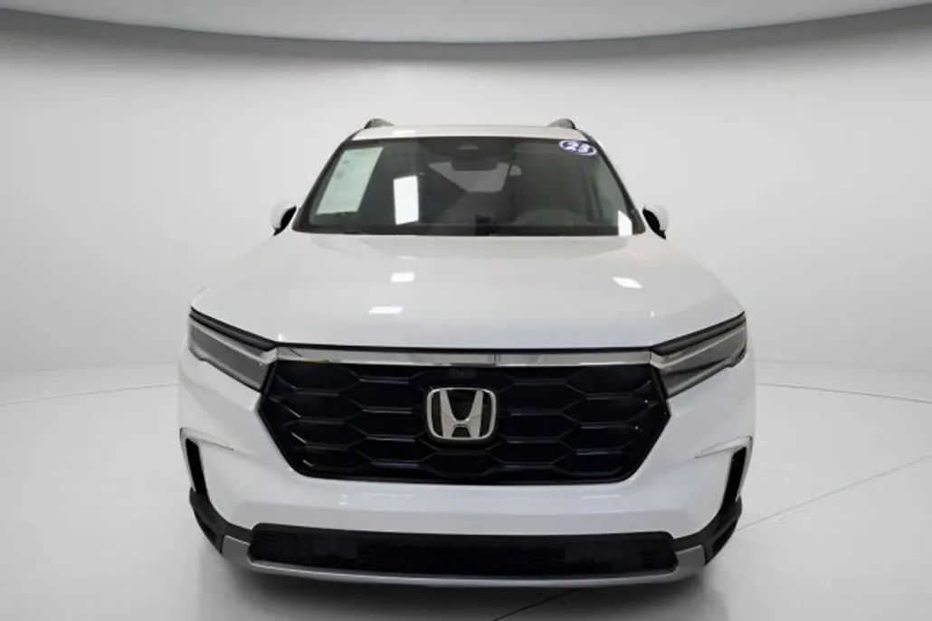 2023 Honda Pilot Elite photo 1