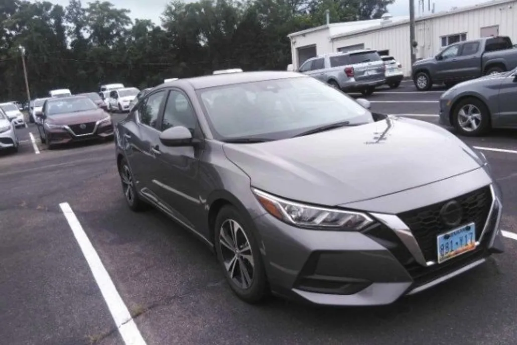 2023 Nissan Sentra SV photo 1