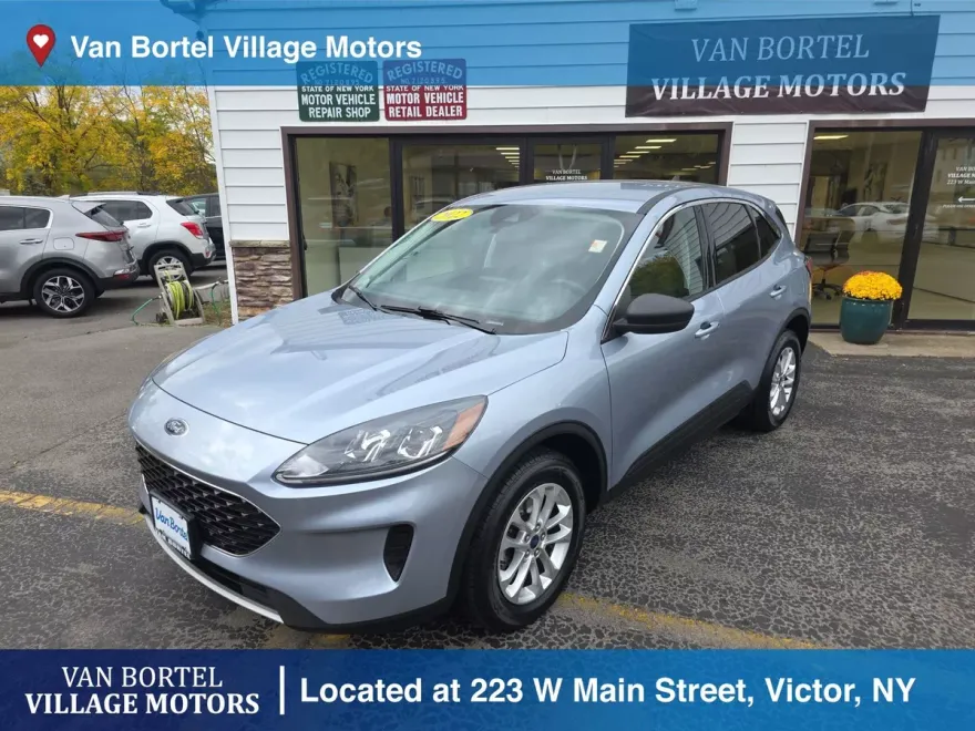 2022 Ford Escape SE photo 1