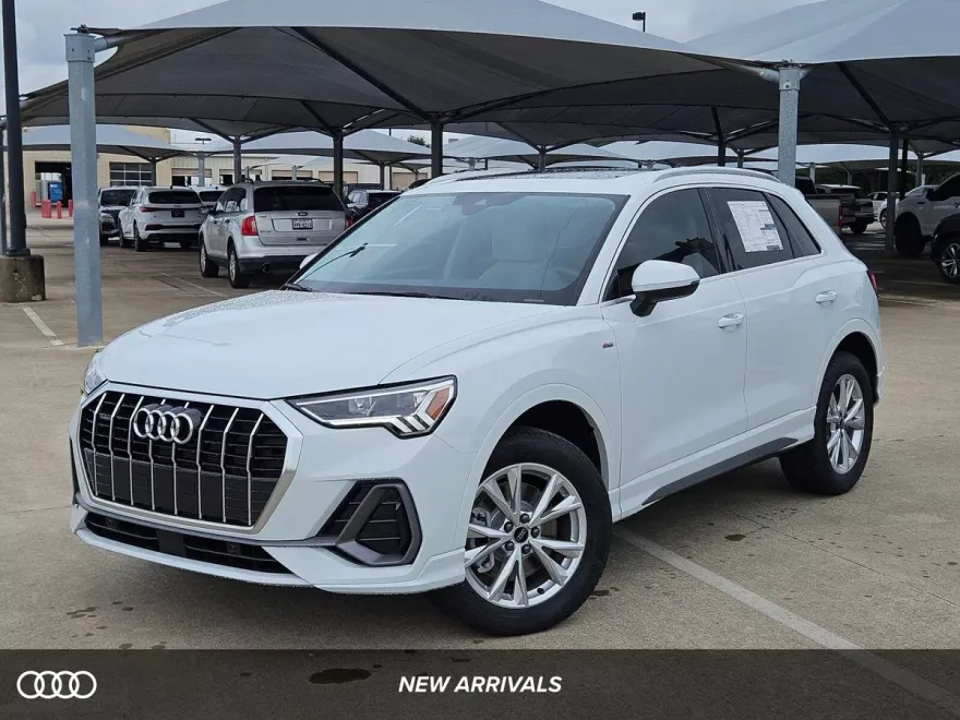 2025 Audi Q3 45 TFSI S line Premium photo 1