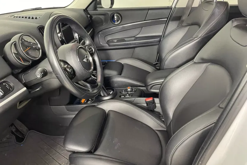 2018 Mini Countryman S ALL4 photo 1