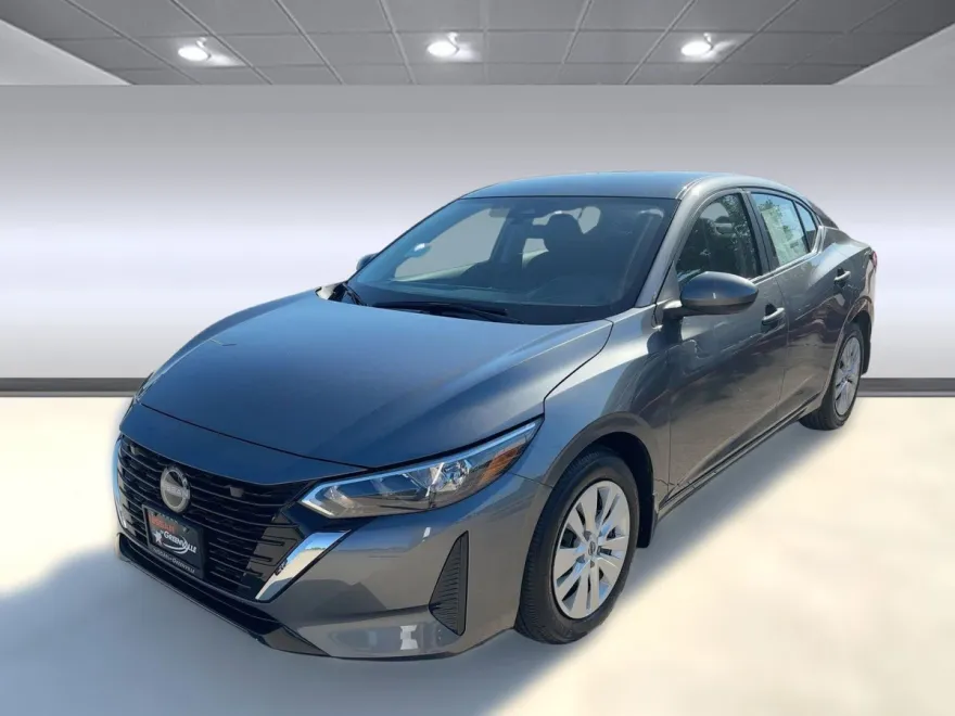2025 Nissan Sentra S photo 1