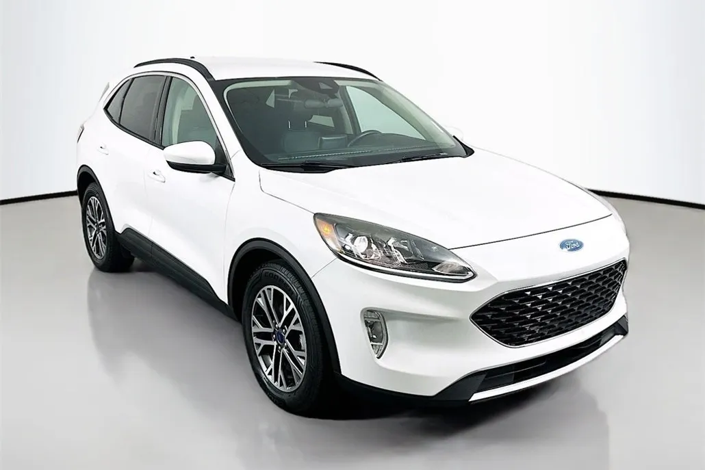 2020 Ford Escape SEL photo 1