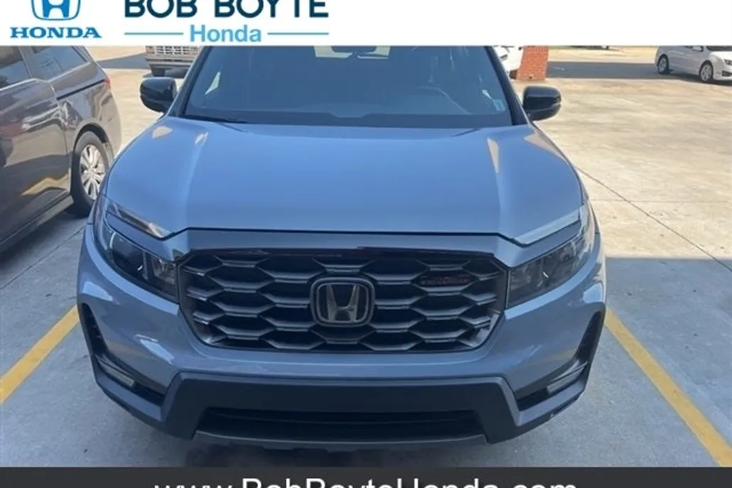 2024 Honda Passport TrailSport photo 1