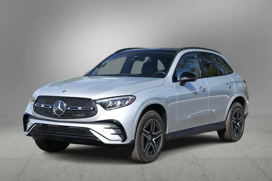 2026 Mercedes Benz GLC 300 4MATIC photo 1