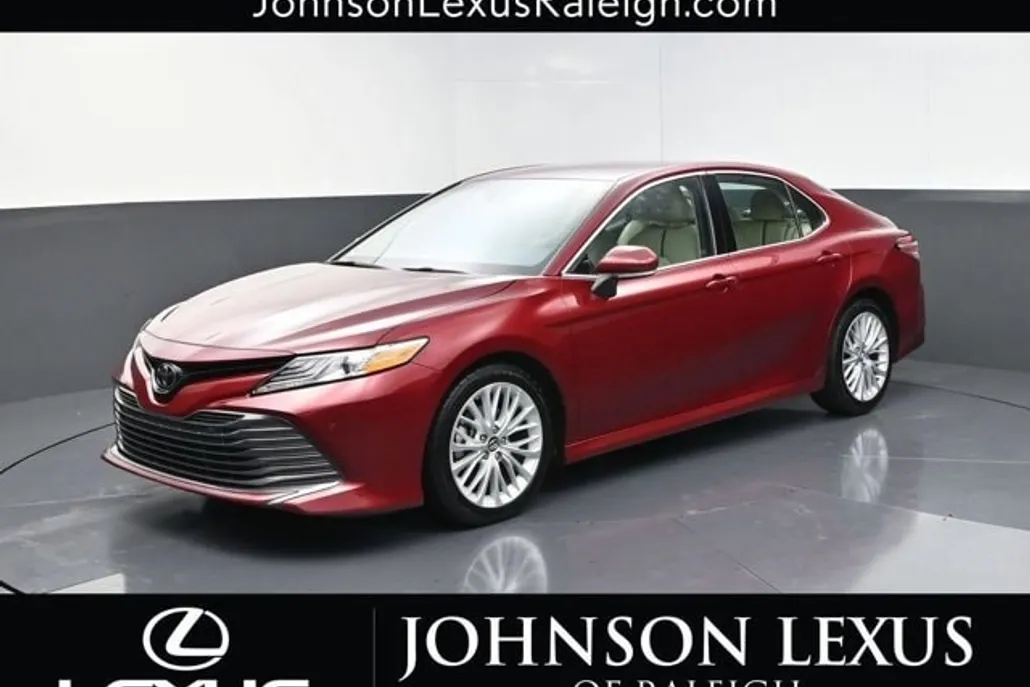 2018 Toyota Camry L photo 1