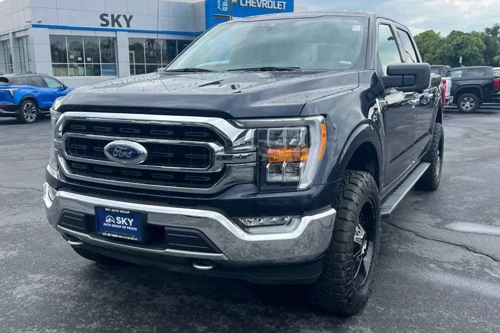 2021 Ford F-150 XL photo 1