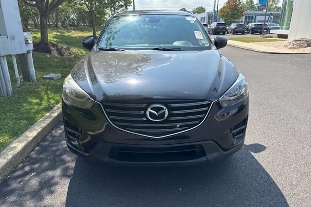 2016 Mazda CX-5 Grand Touring photo 1