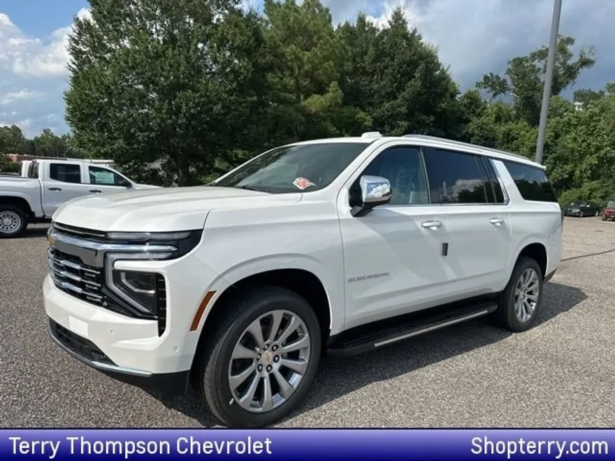 2025 Chevrolet Suburban Premier photo 1