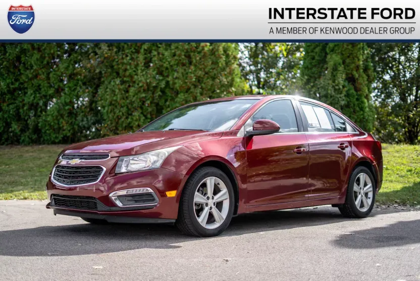 2015 Chevrolet Cruze photo 1