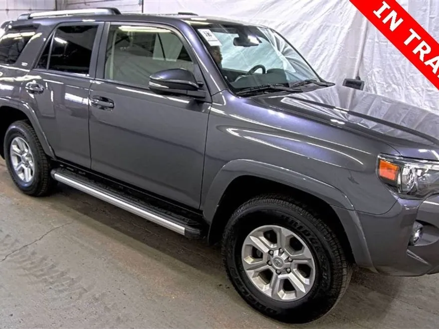 2023 Toyota 4Runner SR5 Premium photo 1