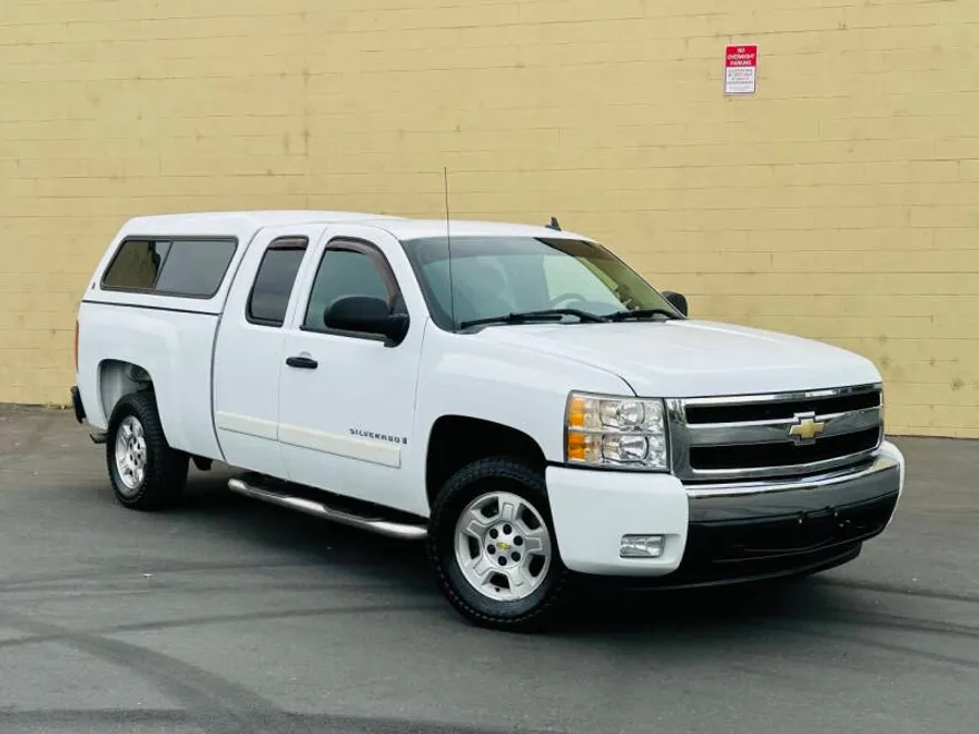 2008 Chevrolet Silverado 1500 LT1 photo 1