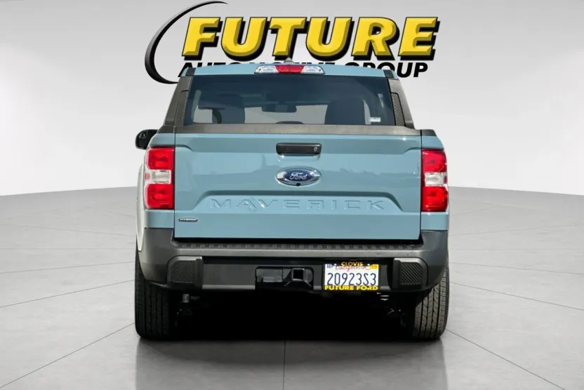 2023 Ford Maverick XLT photo 1