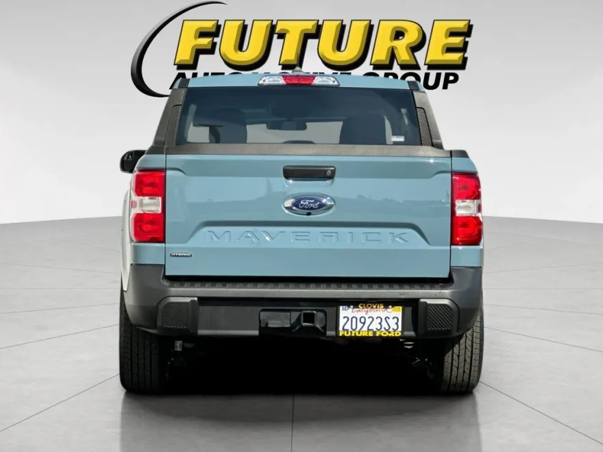 2023 Ford Maverick XLT photo 1