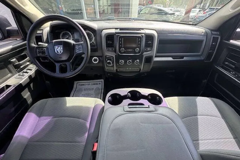 2018 Ram 1500 ST photo 1