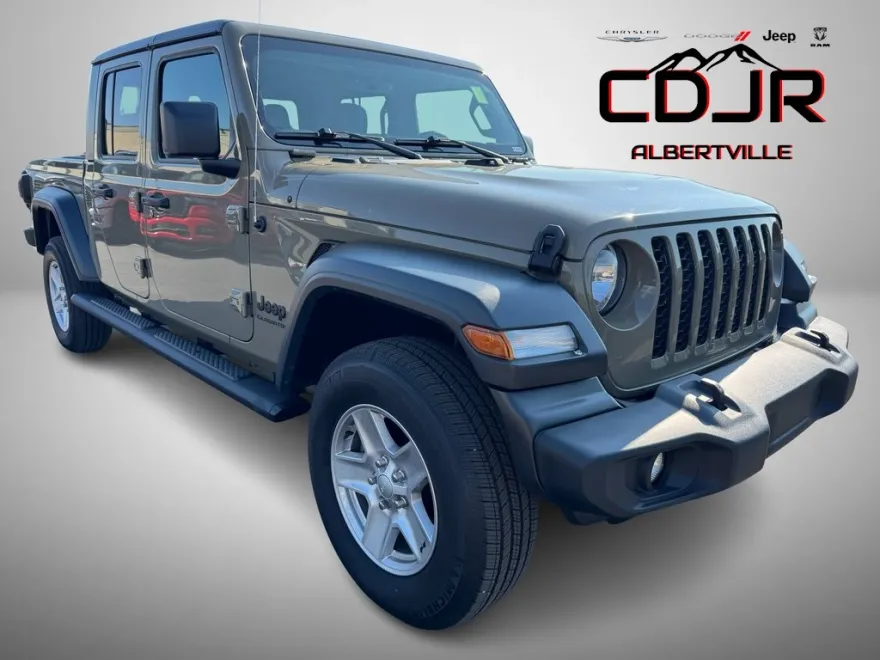 2020 Jeep Gladiator Sport photo 1