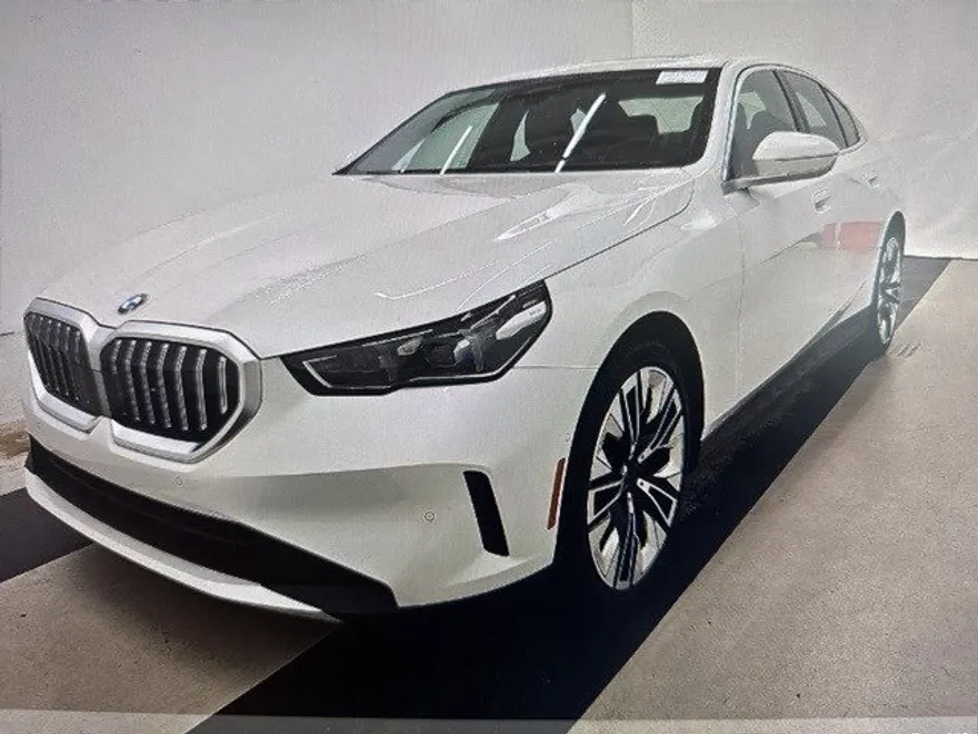 2024 Bmw 530i photo 1