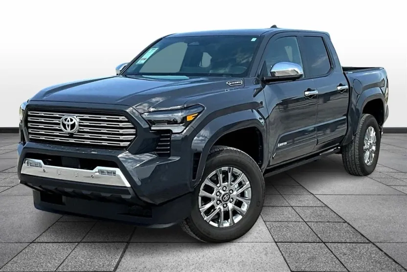 2025 Toyota Tacoma Limited photo 1