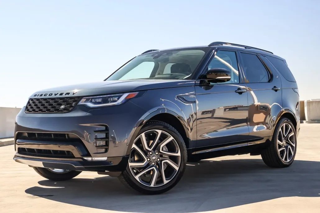 2025 Land Rover Discovery SE photo 1