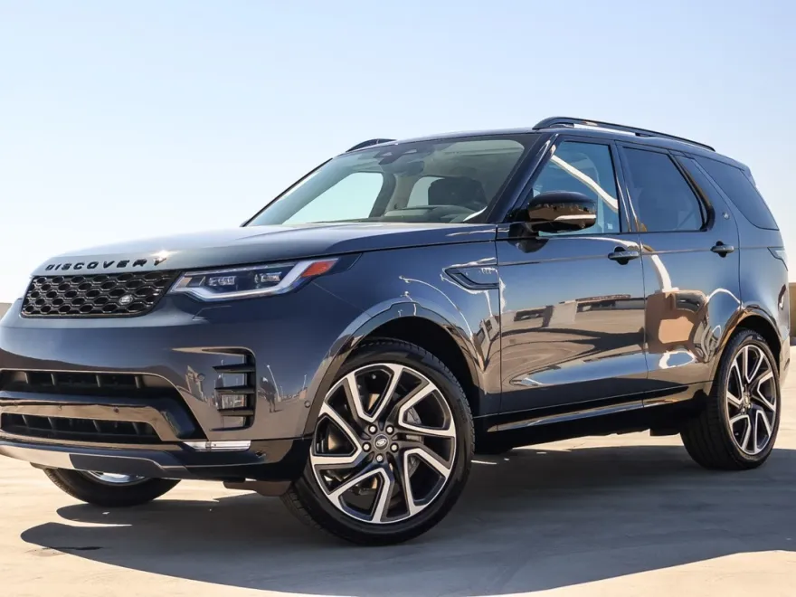 2025 Land Rover Discovery SE photo 1
